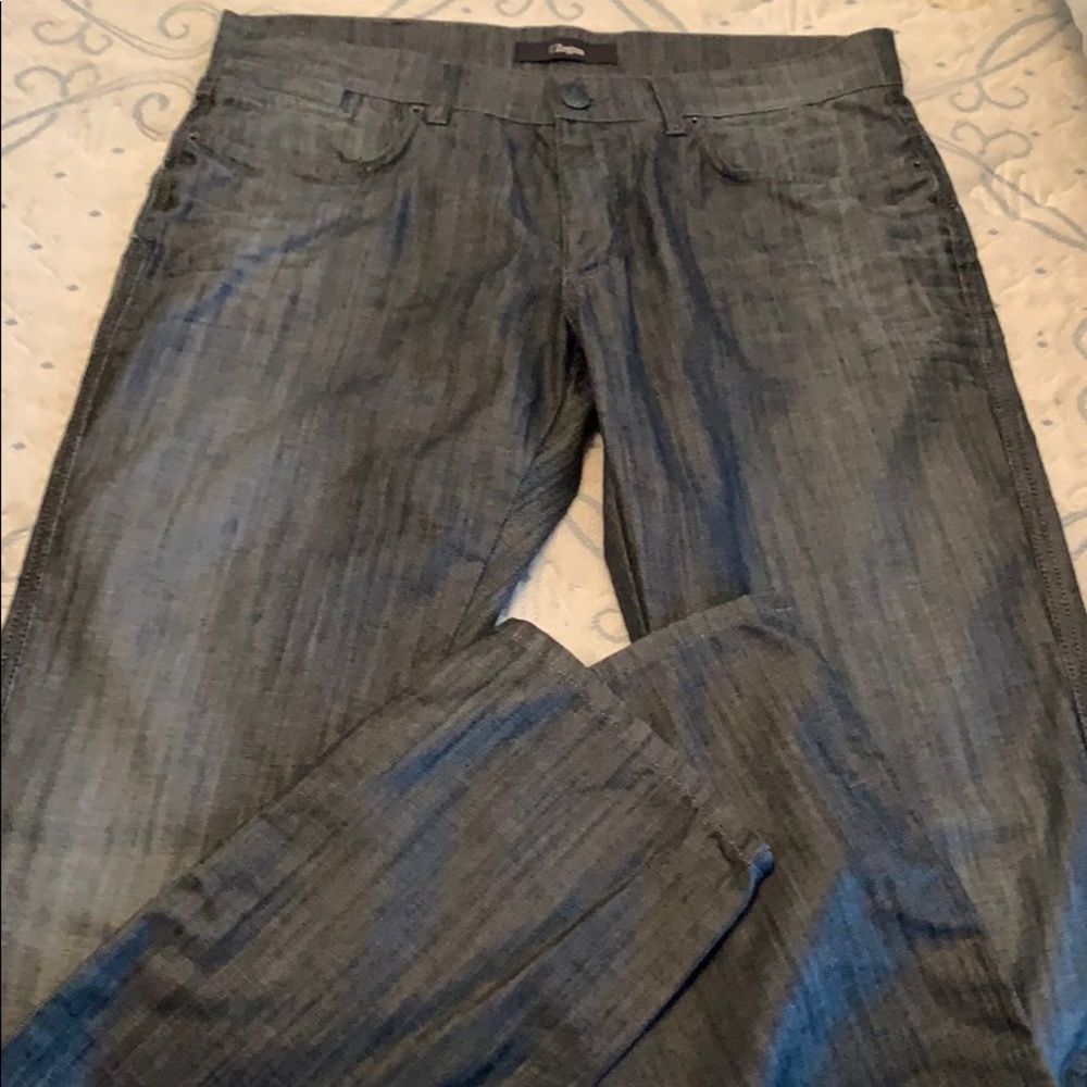 Grey fitted jeans